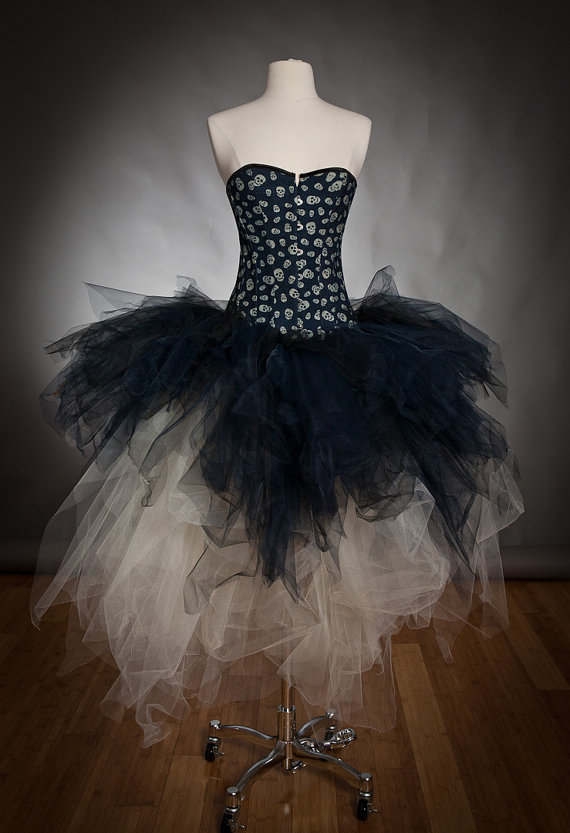 Alternative Fashion Black and Ivory Gothic Corset Prom Party Dress