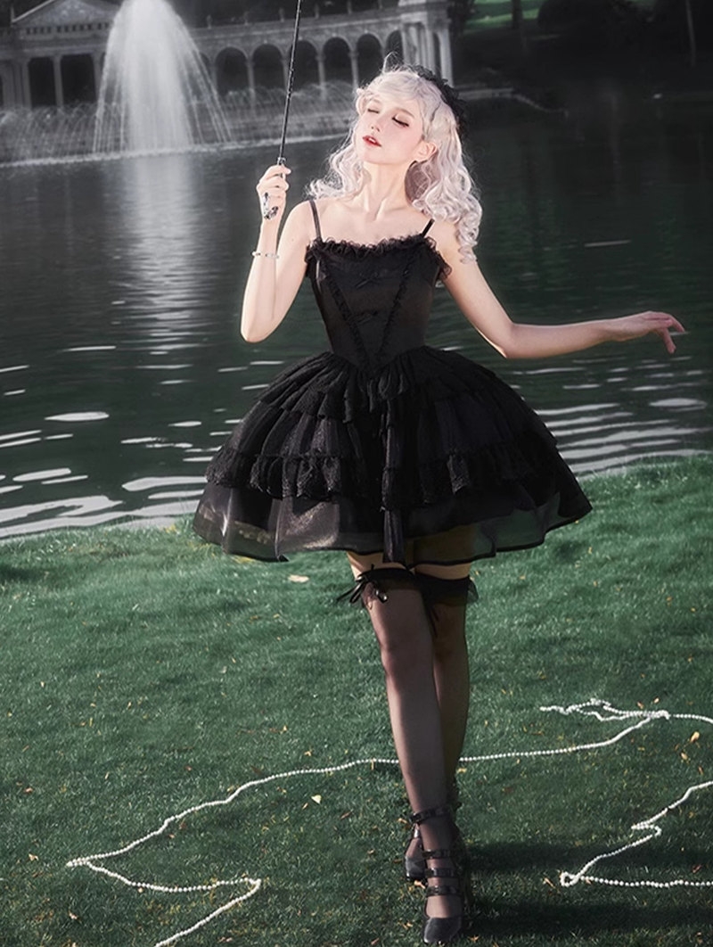 Black Classic Basque Waist Strap Tiered Gothic Lolita JSK Dress