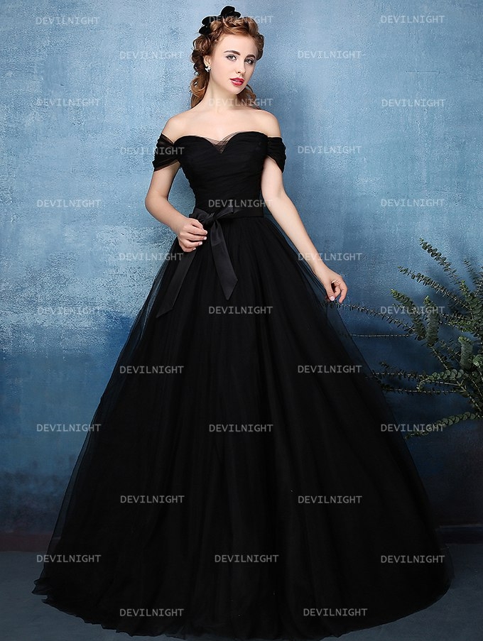 Black Off-the-Shoulder Princess Style Gothic Wedding Dress