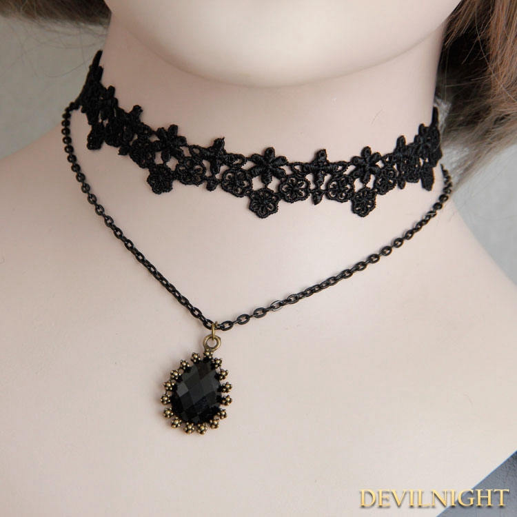 Black Gothic Lace Jacquard Pendant Necklace